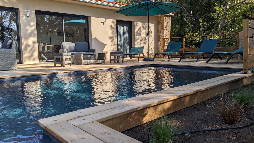 Caghju Est_piscine