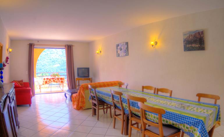 Pièce principale HDR fm