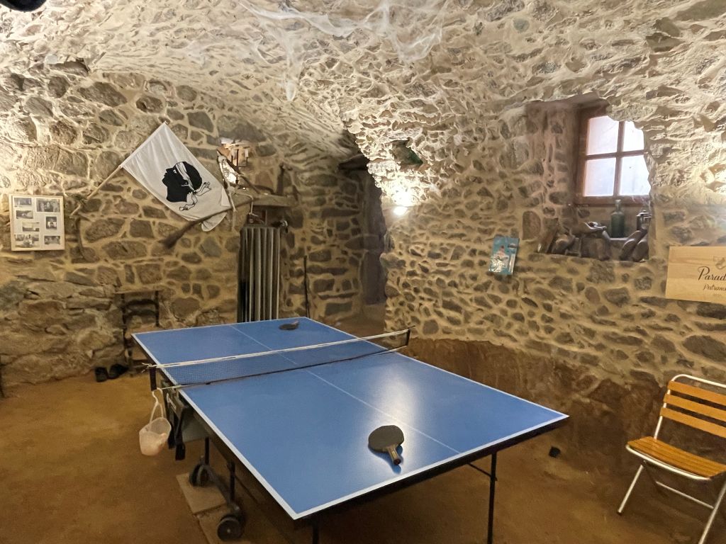  Ping-pong Chez  Marco