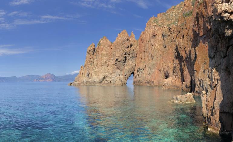 Piscine du Capo Rosso Isula Croisières
