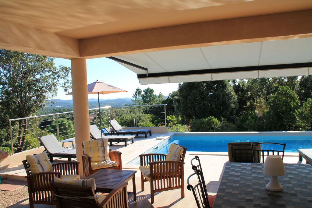  Piscine et terrasse_1