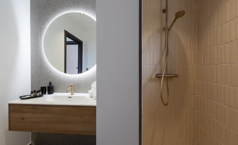 Résidence Omigna-Salle de bain Résidence Omigna 2022©Sylvain Alessandri
