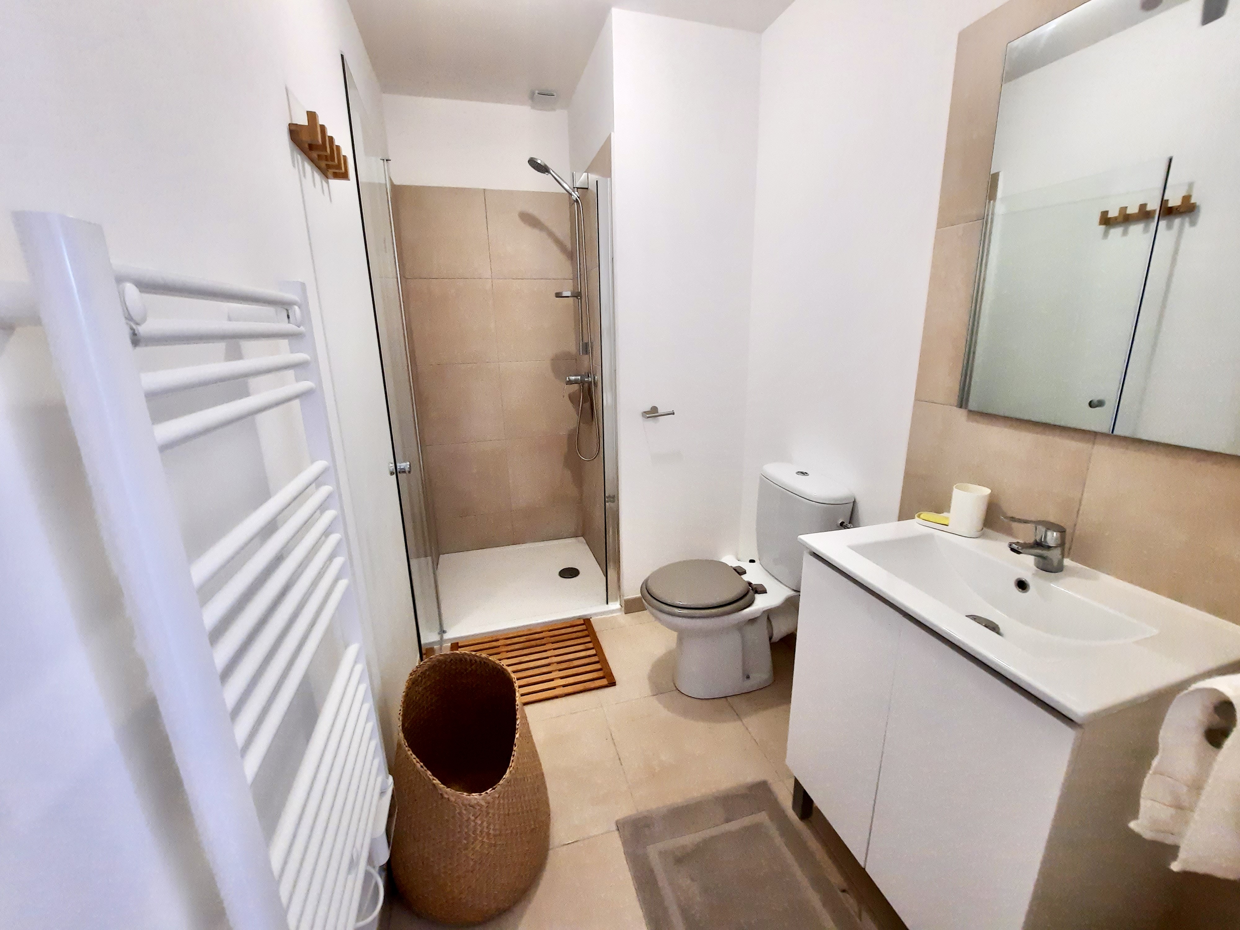  SALLE DE BAIN & WC