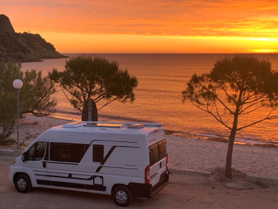  SERV-Corsica-Road-Trip--5----Personnalise-