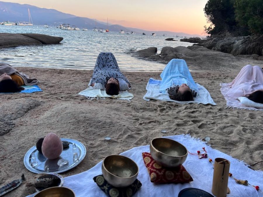  SOPHO-YOGA-2