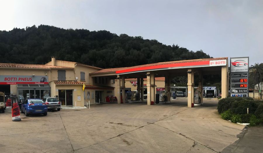  Station-essence-Bonifacio-Botti