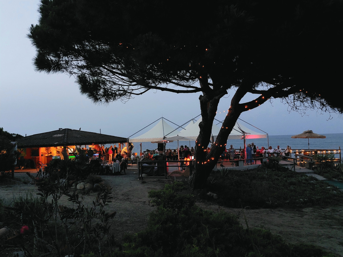  Soirée de danse au bar