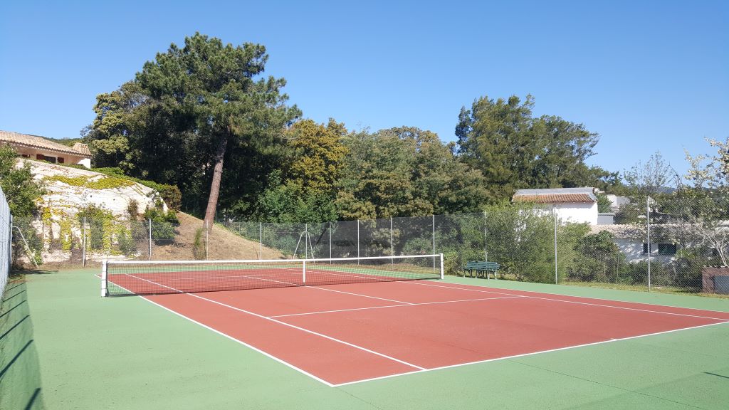  Terrain-de-tennis