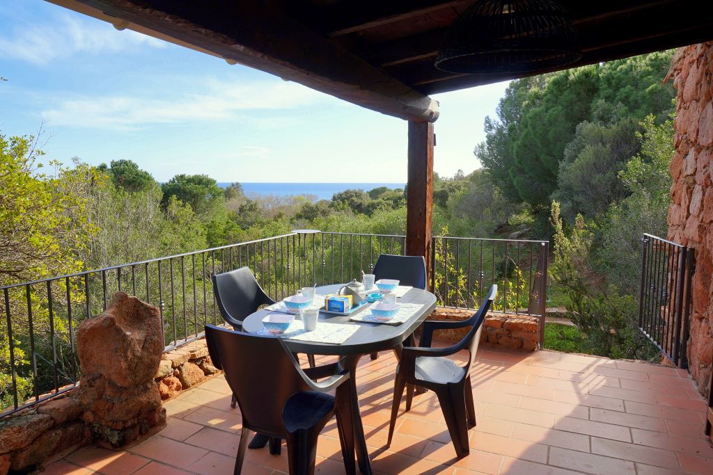  Terrasse déjeuner vue mer