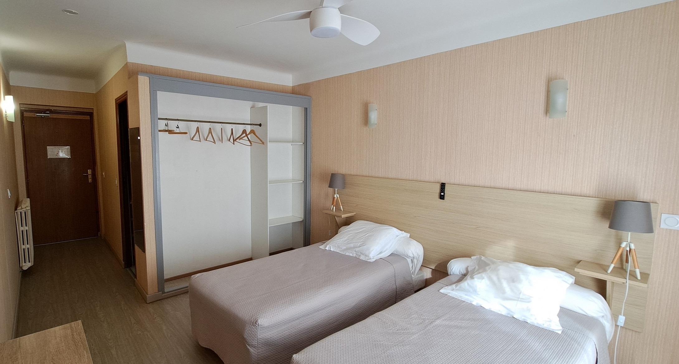  Chambre twin scopa rossa