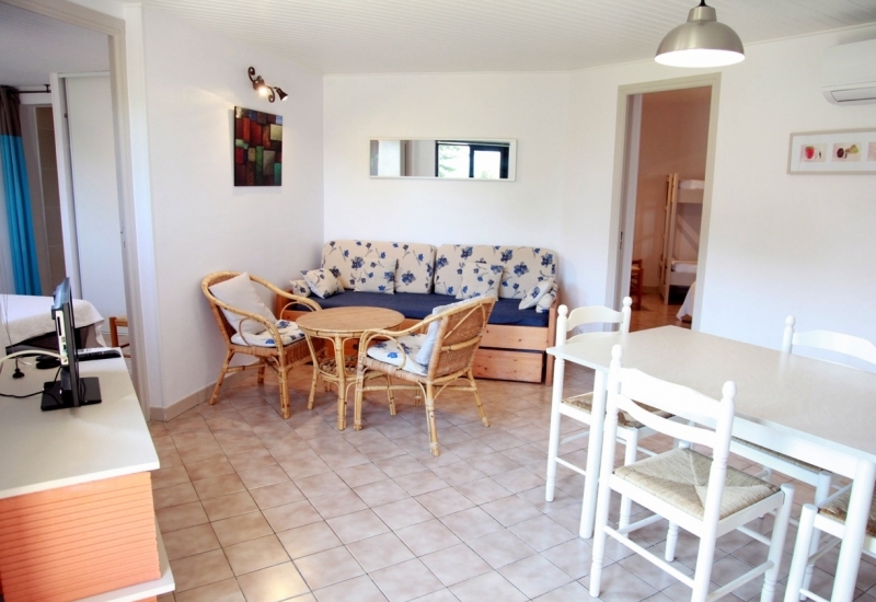  VILLA I MERLI - AGRIATE_6_6