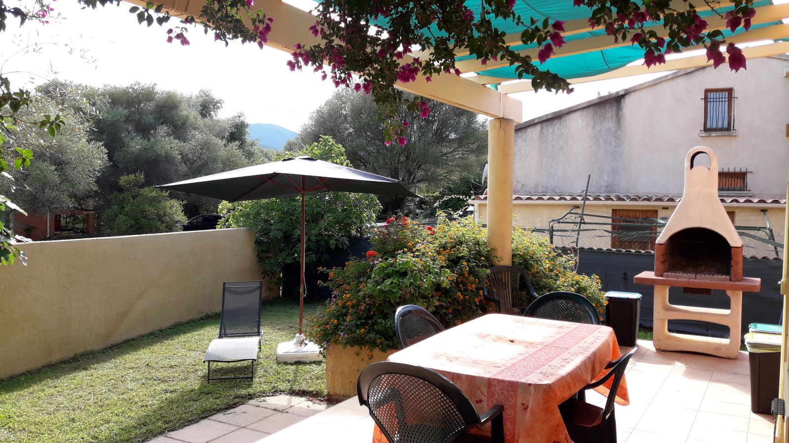  Villa-Rossa Terssrasse et barbecue