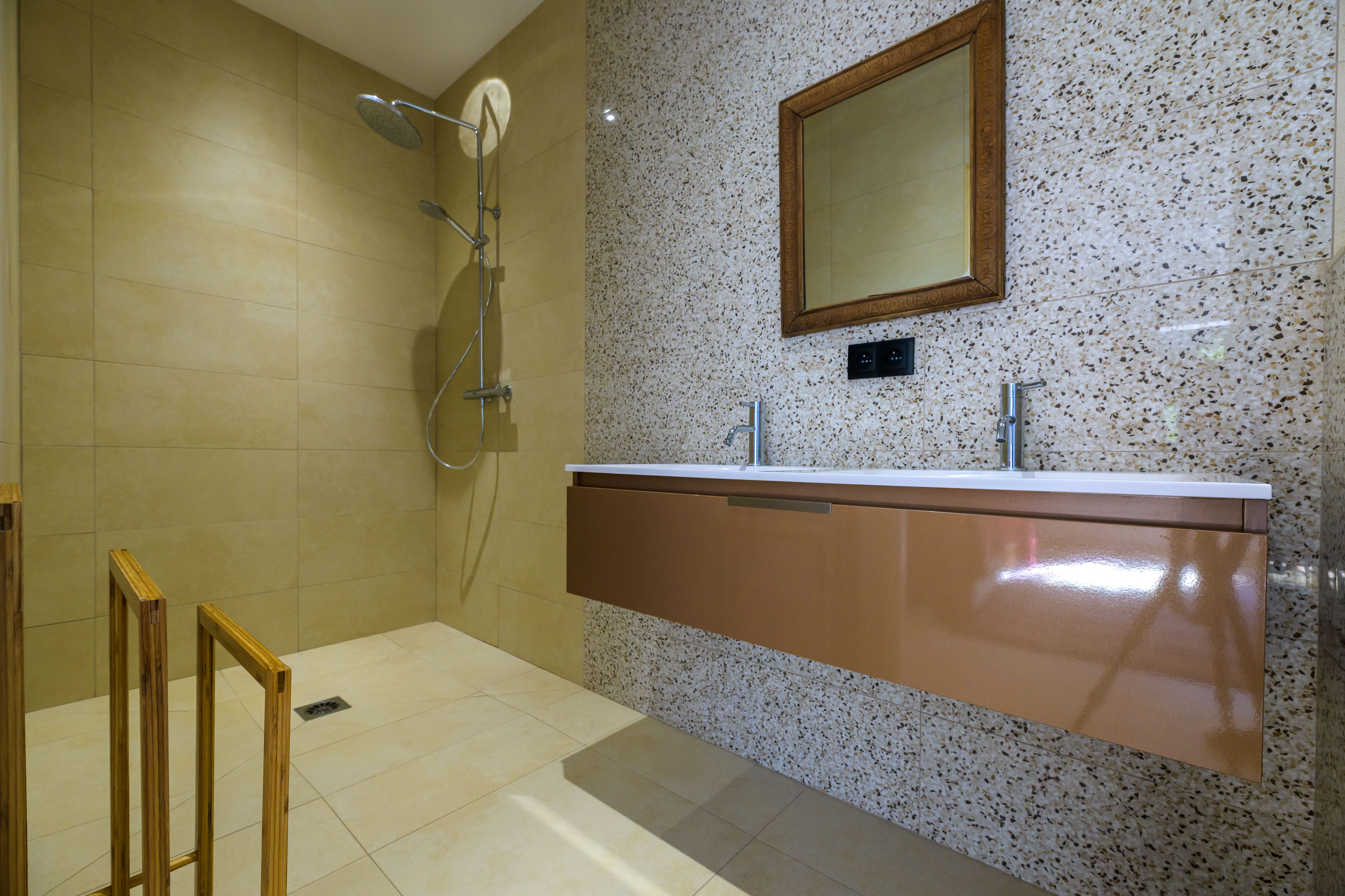  A Muredda-Salle de bain parentale
