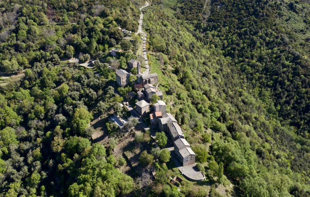  Village-Ampriani-2021---SAS--1-