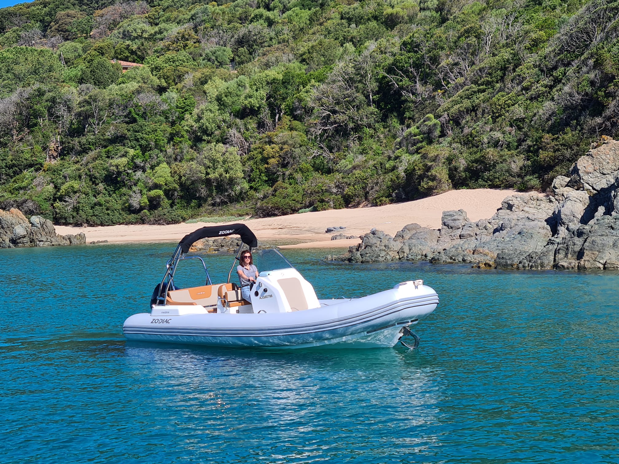  Zodiac 6m80 MARINALOC (1)