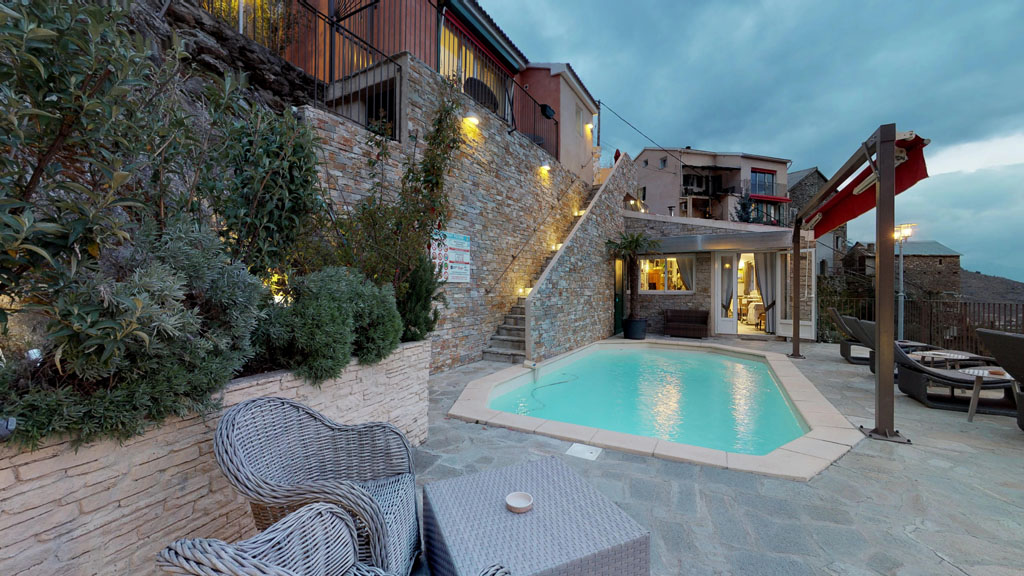  casa-di-lucia-corse-piscine-et-vue-4