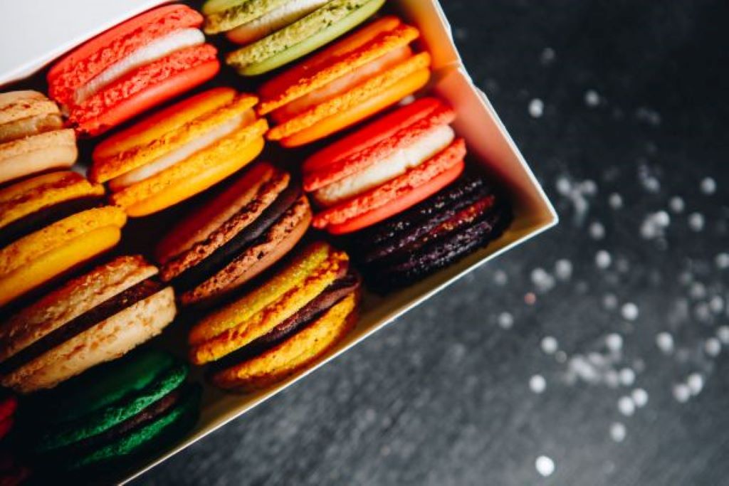  empreinte-caviste-macarons
