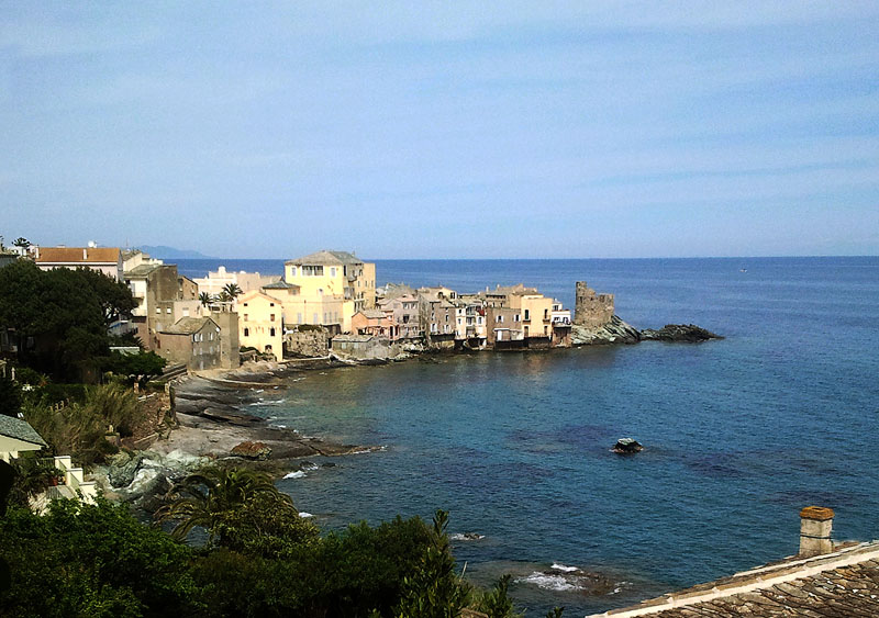 © PALAUQUI MICHELLE