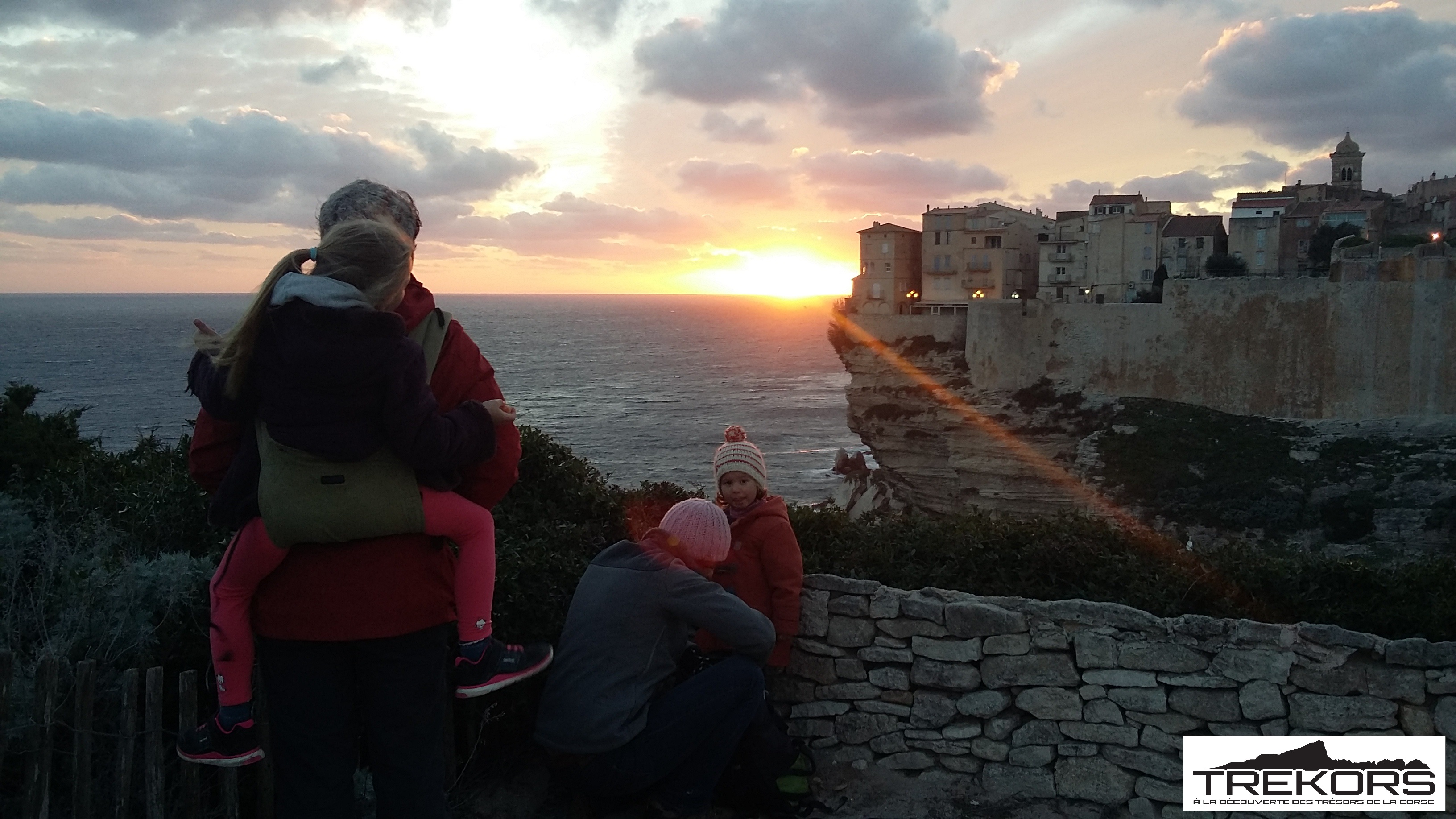  falaises-de-bonifacio-avec-trekors-randonnees