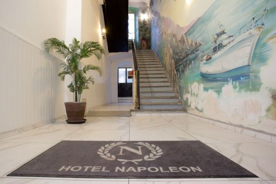  hotel-napoleon-hall-entree