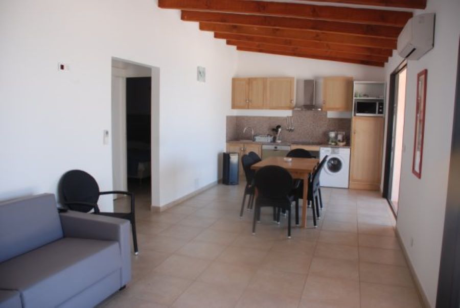  latonnara-location-salon-bonifacio