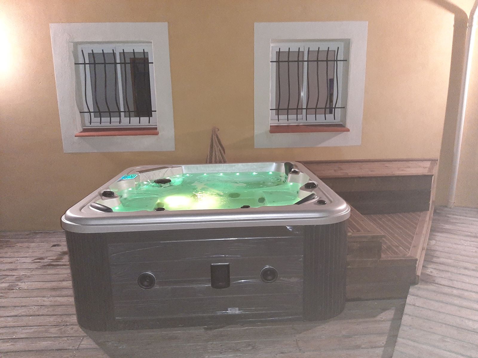  villa_gialu_location meublé bonifacio ramos richard piscine canetto  (18)jacuzzi
