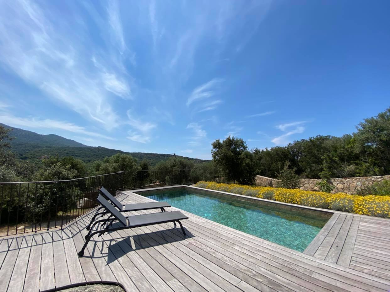  location-villa-piscine-privee-ile-rousse-11