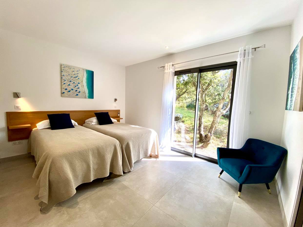  location-villa-piscine-privee-ile-rousse-4