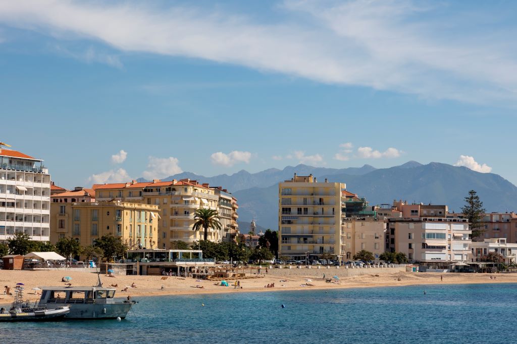  pays ajaccien_ajaccio TROTTEL_plage_ETE INDIEN ©Sylvain Alessandri-12