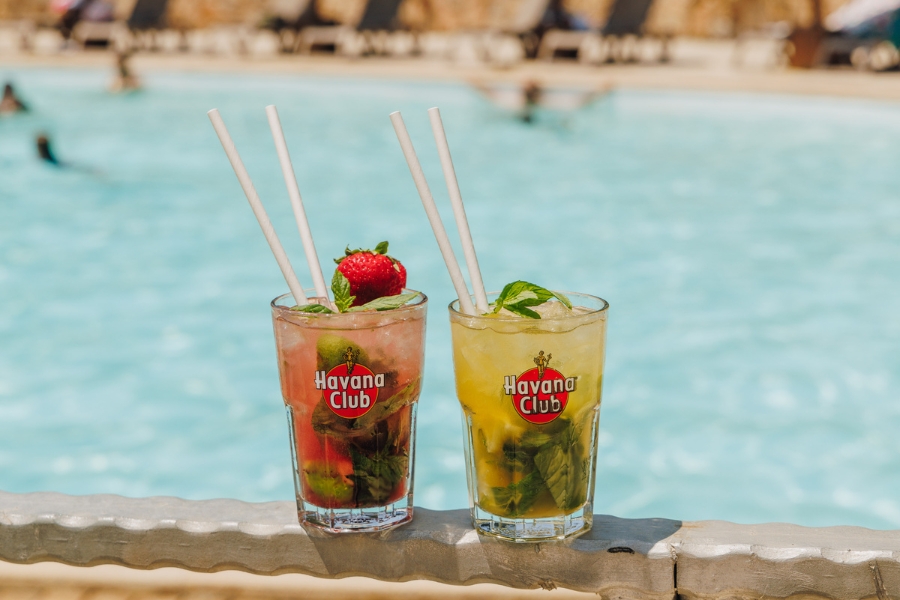  COCKTAIL BAR LA PAILLOTE