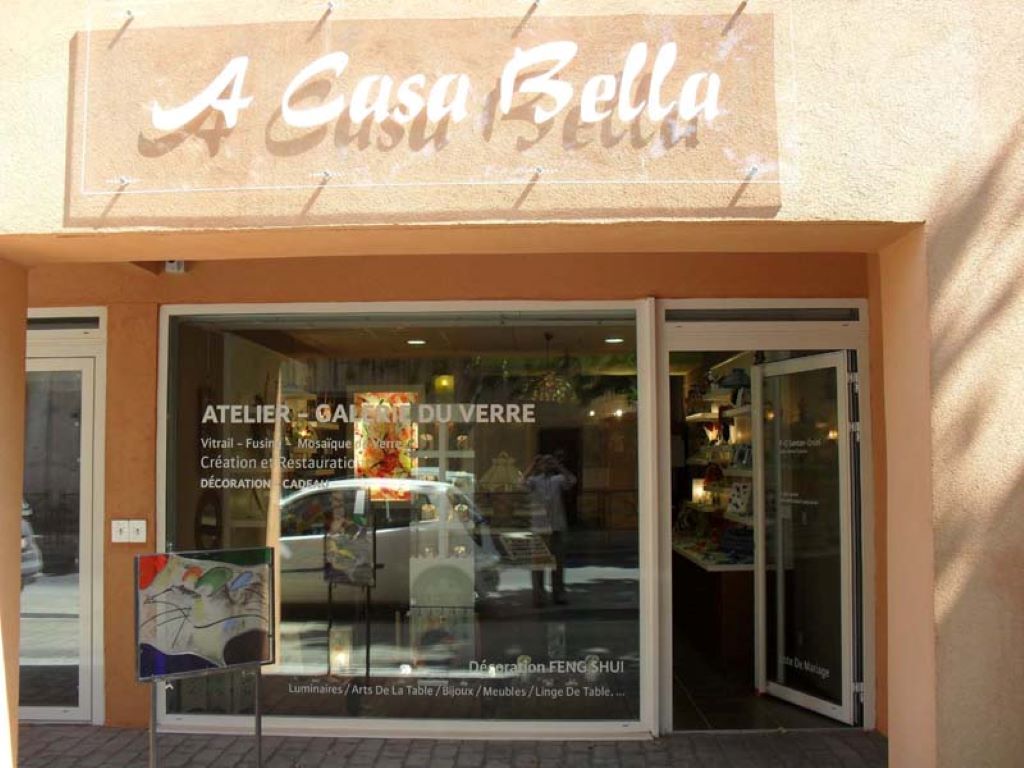 photo-devanture  A CASA BELLA