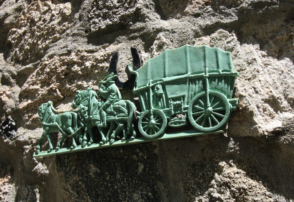  relais-poste-aullene-1880-1024x704