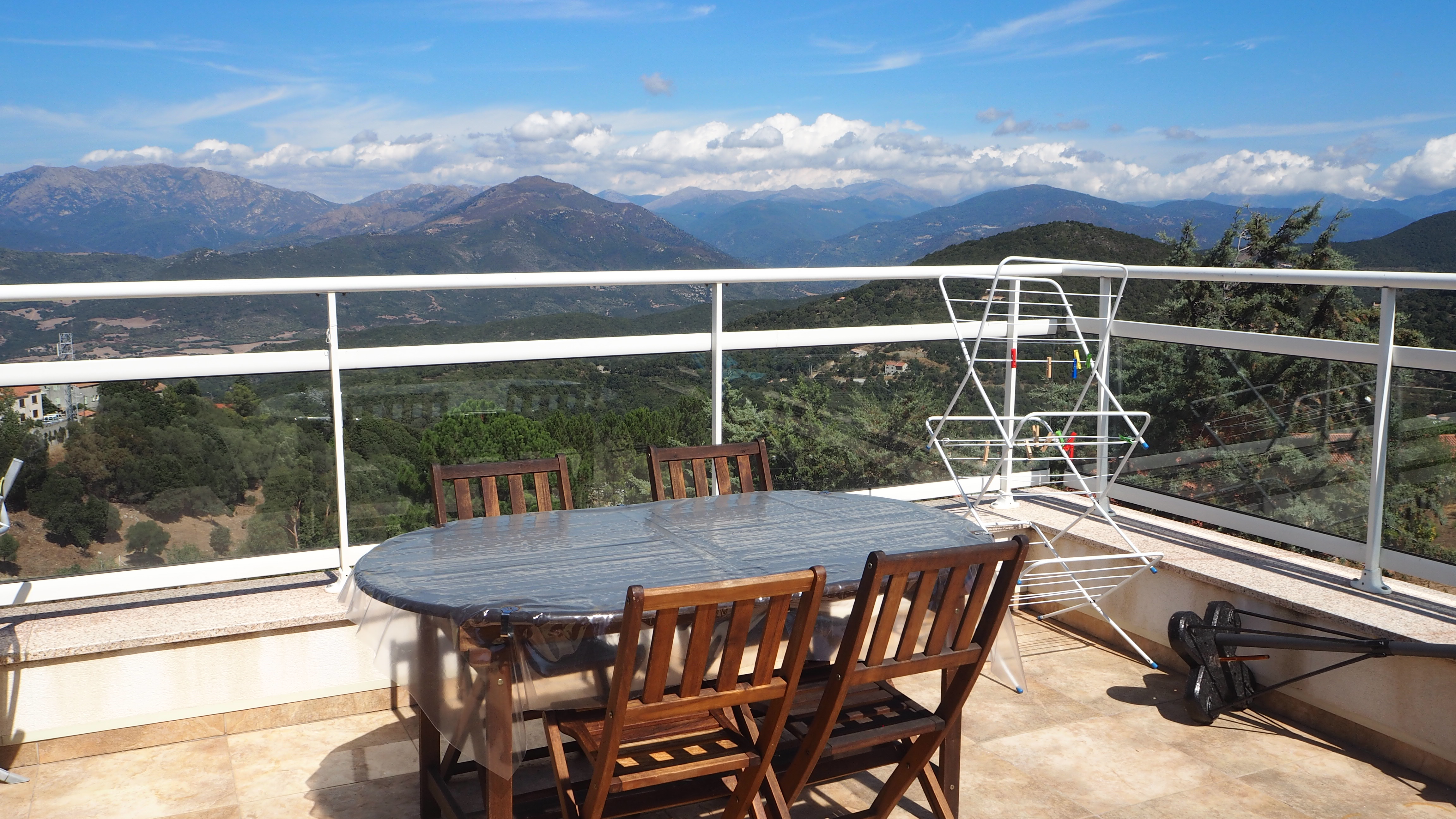  terrasse vue montagne