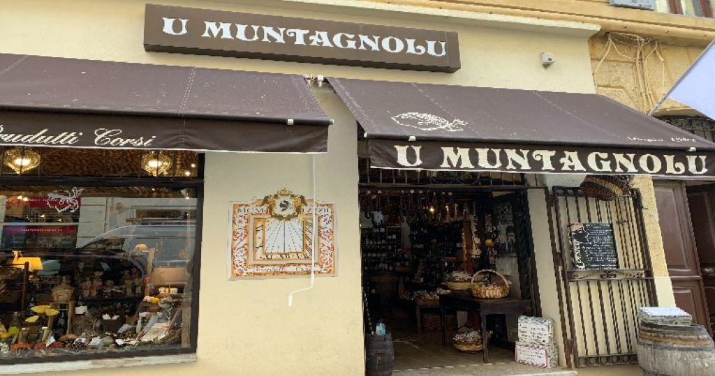  u-muntagnolu-facade